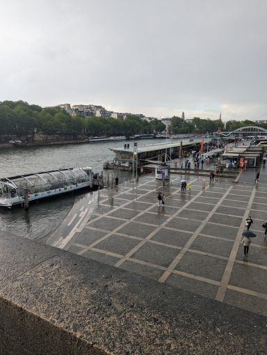 Seineufer mit Boote